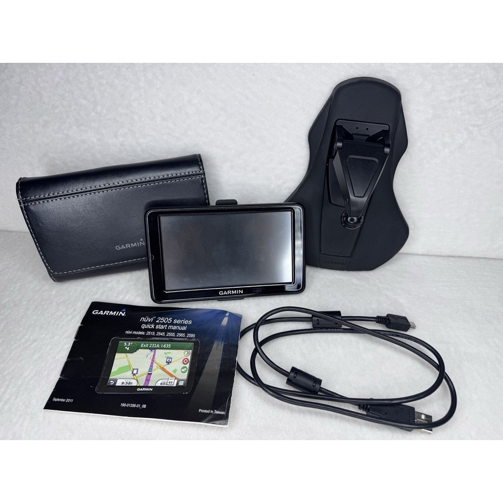 Garmin Nüvi Nuvi 2595LM 5" GPS Navigator Lifetime Maps w/ Accesories Bundle